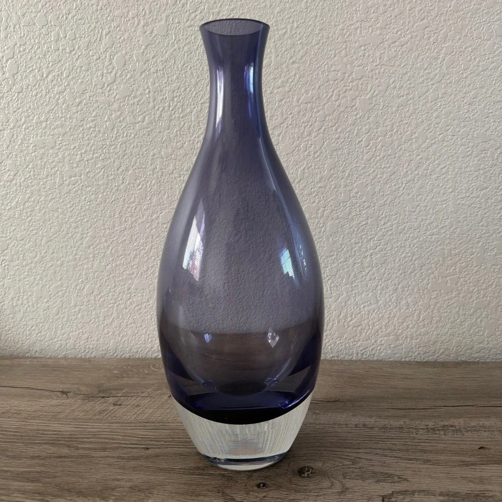 TARNOW POLAND AMETHYST Purple ART GLASS VASE WITH CLEAR BASE Heavy